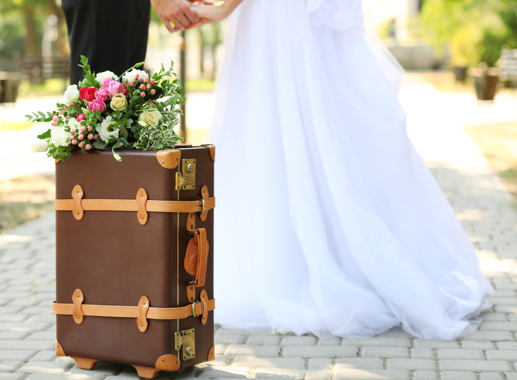 Traveling with your wedding dress