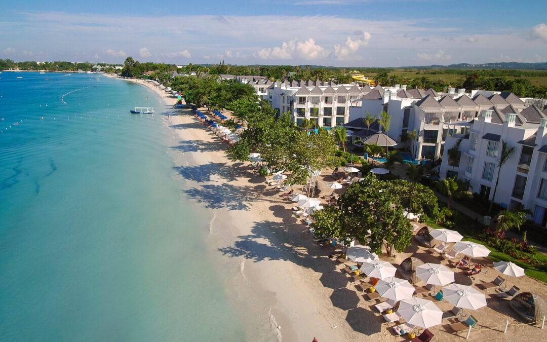 Wedding Resort Highlight: Azul Beach Resort Negril