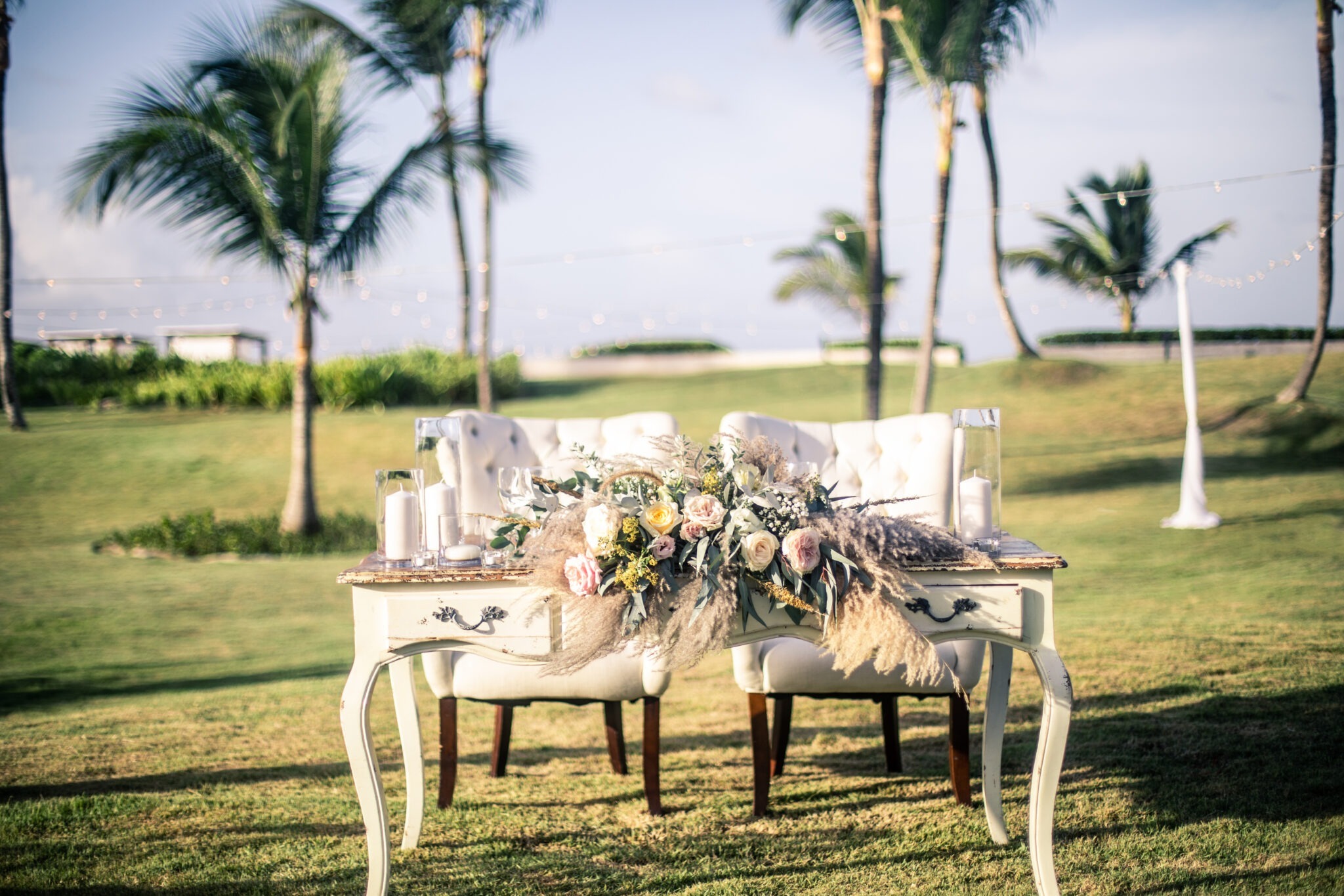 Hard Rock Los Cabos wedding sweetheart table