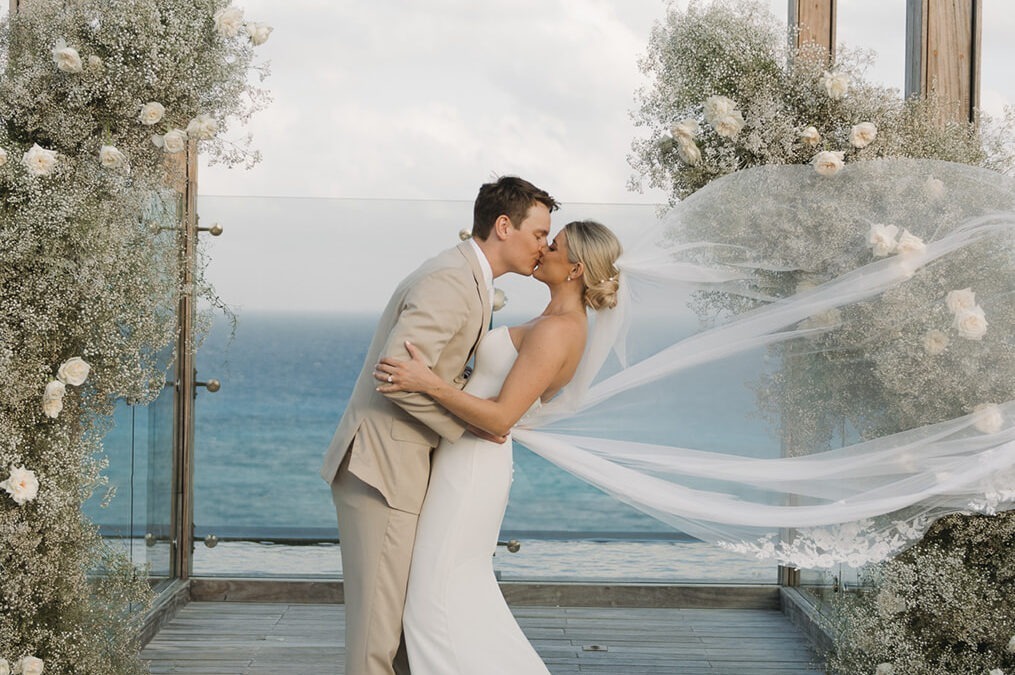 Real Destination Wedding: Charlotte & Zach