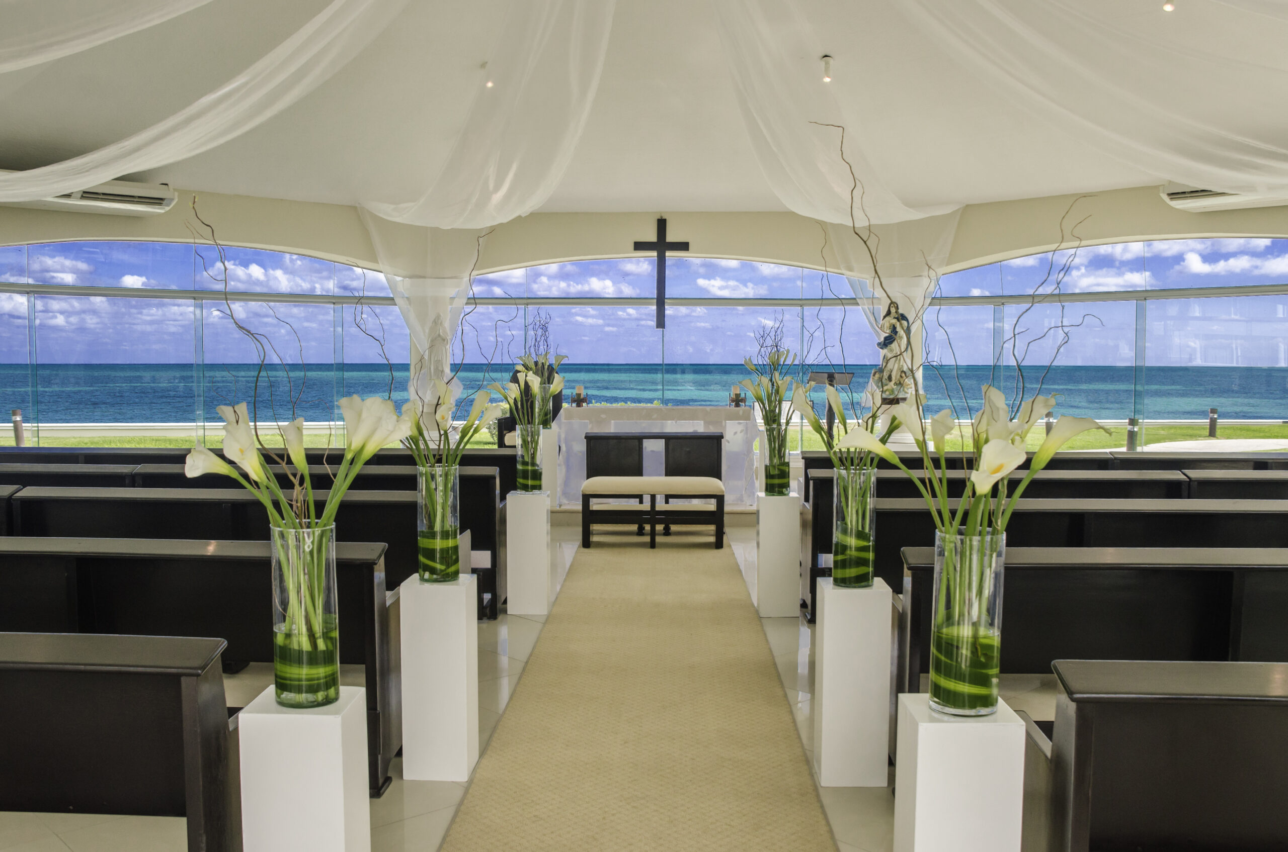 Moon Palace Cancun non-beach wedding venue chapel