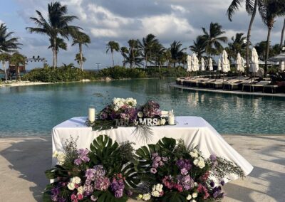 Sweetheart table