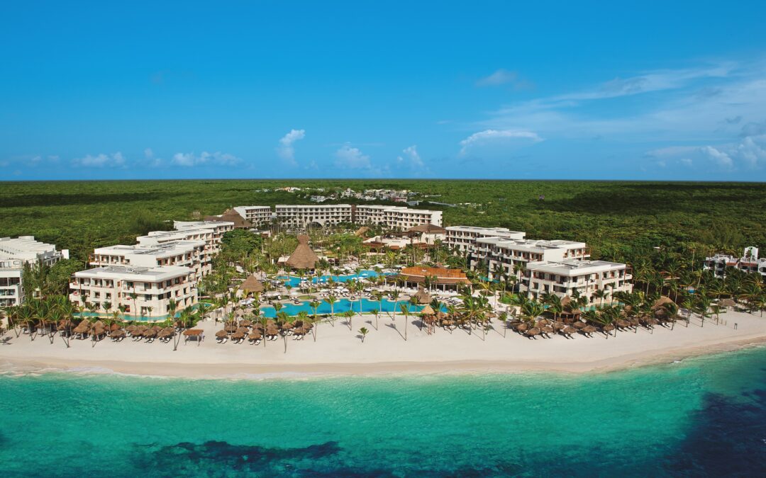 Resort Highlight: Secrets Akumal Resort