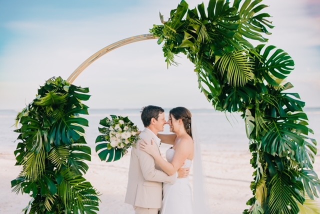 Savanna and Layton wedding on the beach